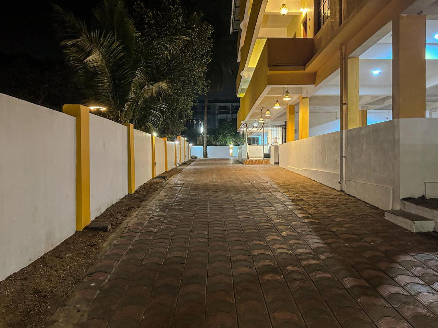 La Costa Residency Hotell Anjuna Eksteriør bilde