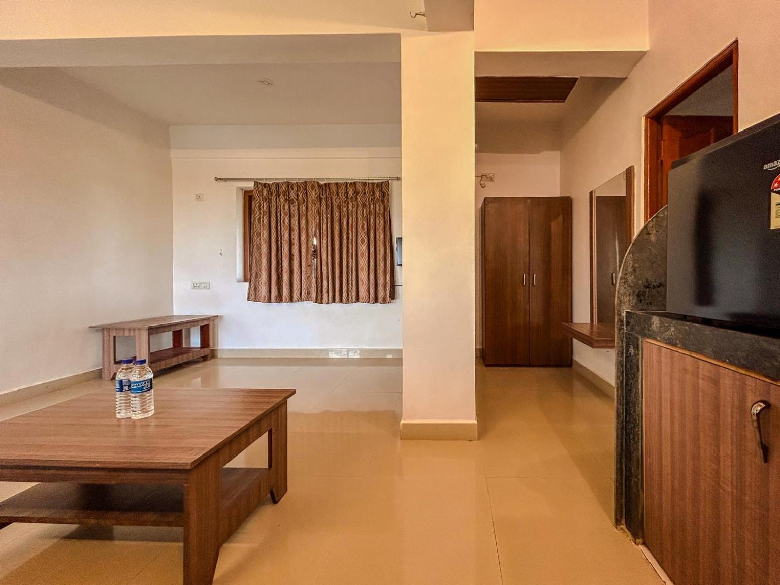 La Costa Residency Hotell Anjuna Eksteriør bilde